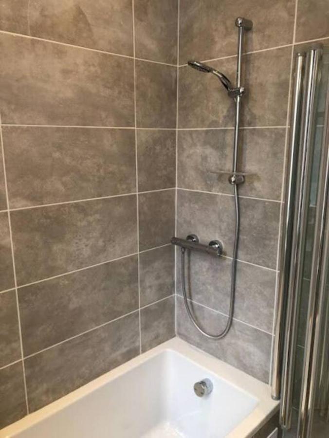 Beautiful Scandi-Inspired One Bed In Stockbridge Edinburgh Ngoại thất bức ảnh